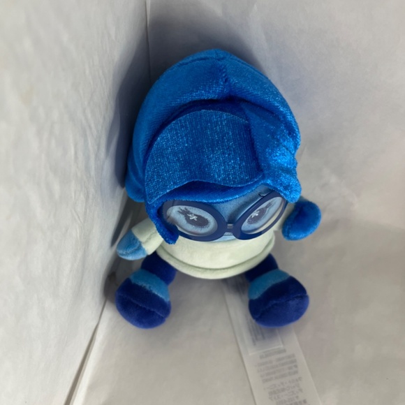 Disney Inside Out Wishables Emotion Sadness Plush - Picture 2 of 4